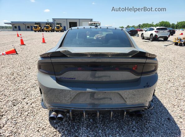 2C3CDXCTXJH295139 2018 DODGE CHARGER Gray Widok z tyłu