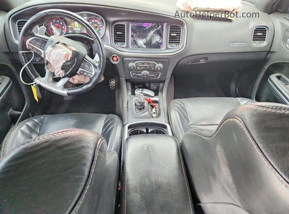 2C3CDXEJ1GH163049 2016 DODGE CHARGER Red Widok deski rozdzielczej