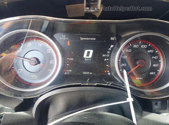 2C3CDXGJ1HH541028 2017 DODGE CHARGER Red Սարքավորումների վահանակի տեսք