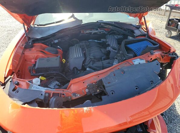2C3CDXGJ1LH228084 2020 DODGE CHARGER Orange Vista interior trasera