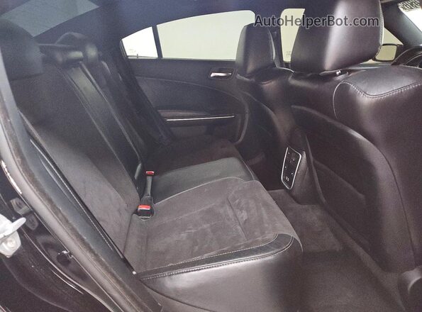 2C3CDXGJ2JH307163 2018 DODGE CHARGER Black Rear seats view