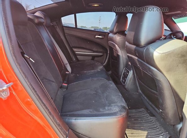 2C3CDXGJ2MH556468 2021 DODGE CHARGER Оранжевый Вид задних сидений