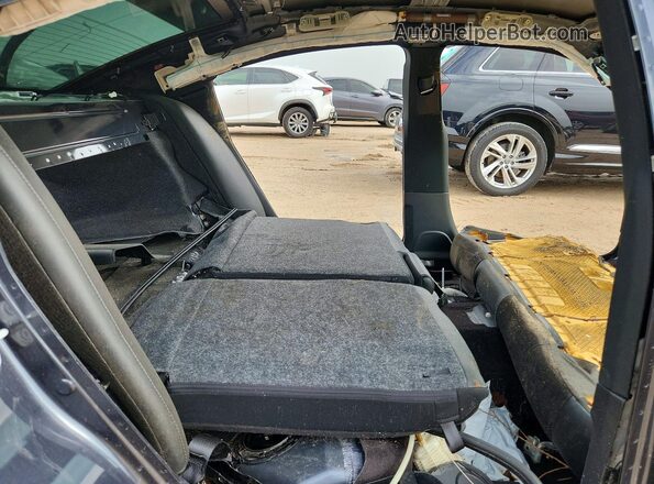 2C3CDXGJ4JH143964 2018 DODGE CHARGER Gray Rear seats view