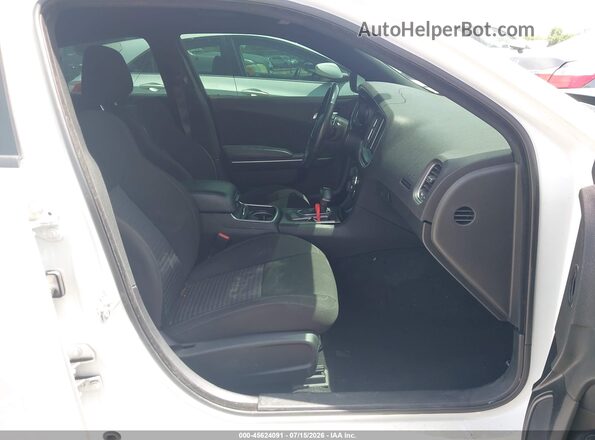 2C3CDXGJ4KH718193 2019 DODGE CHARGER White Вид салону спереду