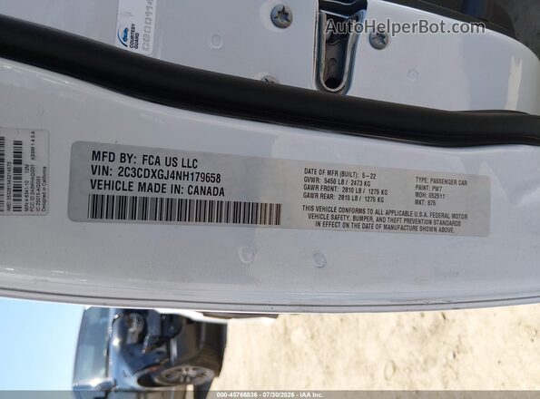 2C3CDXGJ4NH179658 2022 DODGE CHARGER White Widok komory silnika