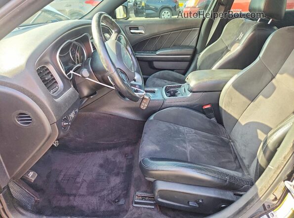 2C3CDXGJ5HH626597 2017 DODGE CHARGER Черный Вид салона спереди