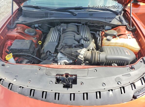 2C3CDXGJ5LH240755 2020 DODGE CHARGER Orange Rear interior view