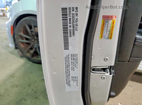 2C3CDXGJ5MH569621 2021 DODGE CHARGER Silver ძრავის განყოფილების ხედი