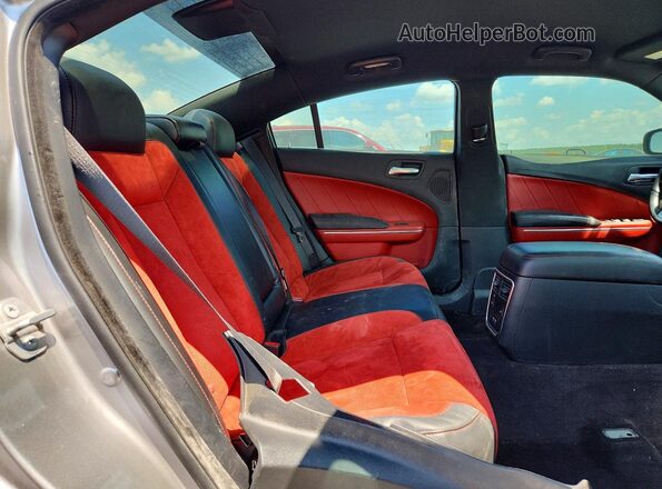 2C3CDXGJ6GH322029 2016 DODGE CHARGER Серебряный Вид задних сидений