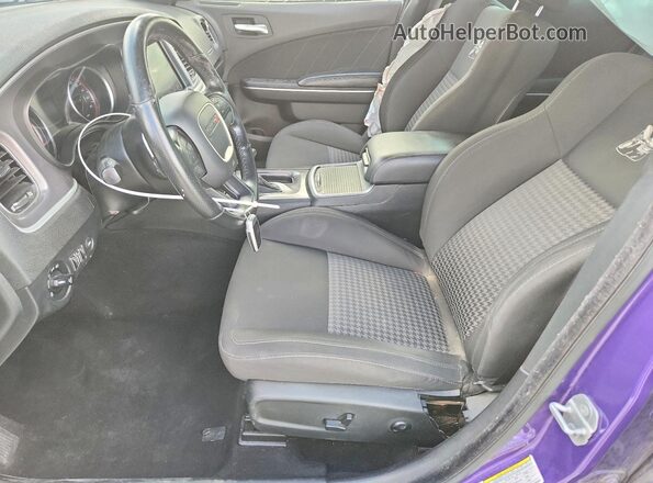 2C3CDXGJ6KH646493 2019 DODGE CHARGER Purple Front interior view