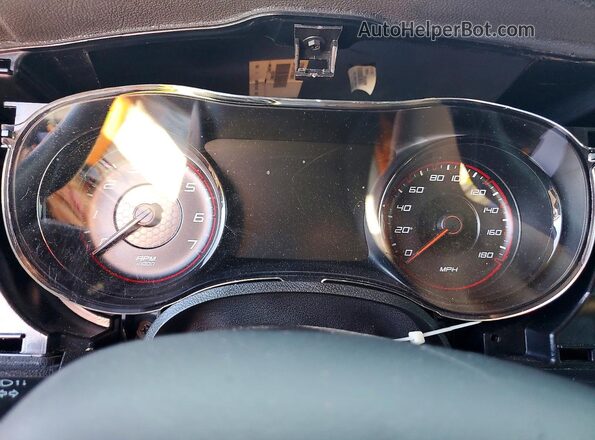2C3CDXGJ7HH629713 2017 DODGE CHARGER Red Widok zestawu wskaźników