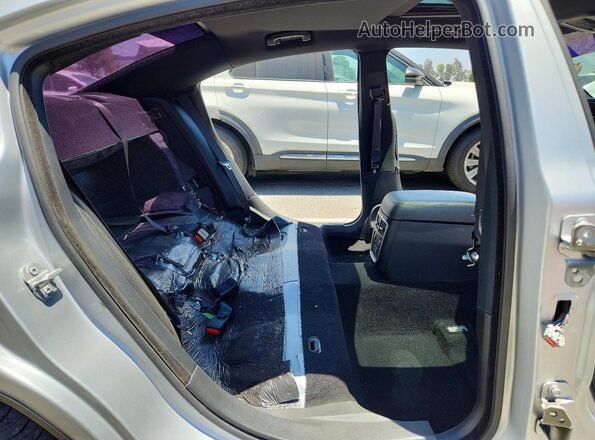 2C3CDXGJ8LH172547 2020 DODGE CHARGER Silver Вид задніх сидінь