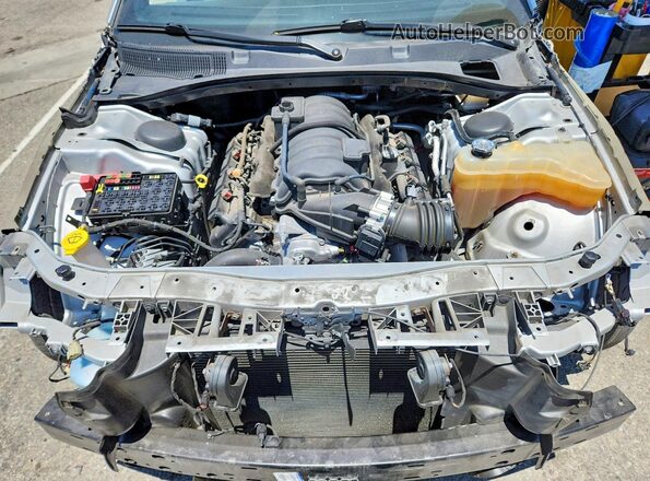 2C3CDXGJ8LH172547 2020 DODGE CHARGER Silver Вид задньої частини салону