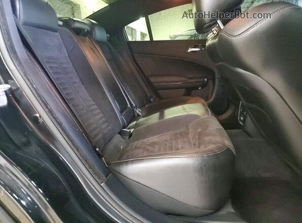 2C3CDXGJ9HH583947 2017 DODGE CHARGER Black Rear seats view