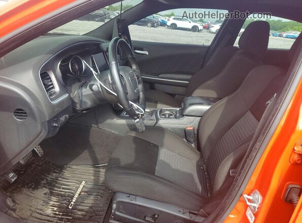 2C3CDXGJ9MH563336 2021 DODGE CHARGER Оранжевый Вид салона спереди