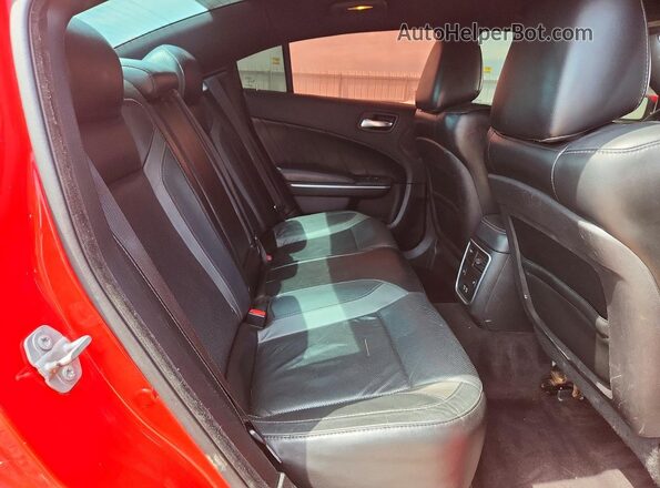 2C3CDXHG1GH328128 2016 DODGE CHARGER Red უკანა სავარძლების ხედი