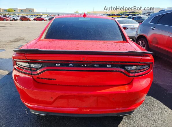 2C3CDXHG1JH230045 2018 DODGE CHARGER Red Rear view