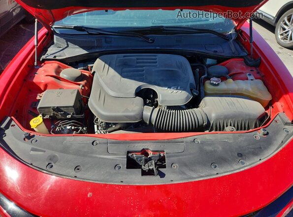 2C3CDXHG1JH230045 2018 DODGE CHARGER Red Rear interior view
