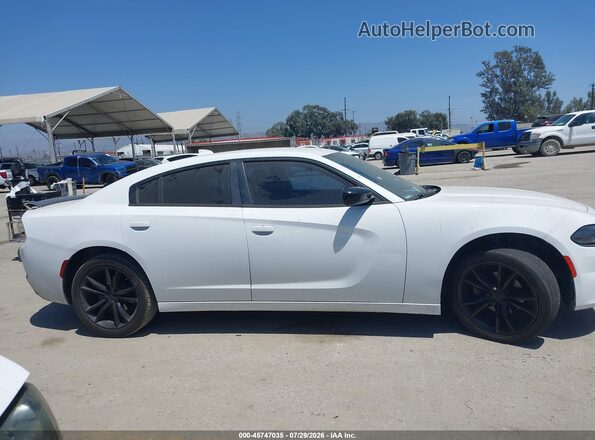 2C3CDXHG2GH302721 2016 DODGE CHARGER White Սալոնի հետևի տեսք