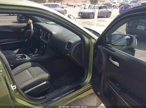 2C3CDXHG2JH221001 2018 DODGE CHARGER Green Սալոնի դիմացի տեսք
