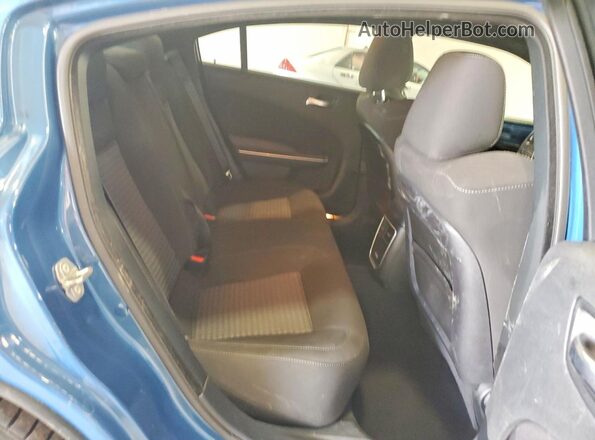 2C3CDXHG2LH220305 2020 DODGE CHARGER Blue Rear seats view