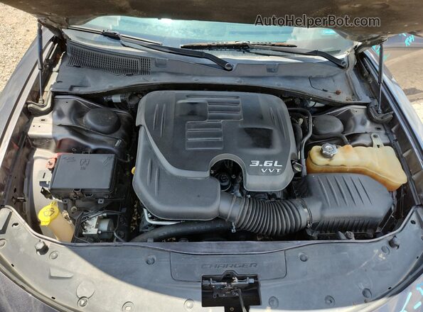 2C3CDXHG3GH277182 2016 DODGE CHARGER Charcoal Вид задньої частини салону