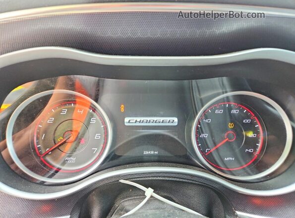 2C3CDXHG3GH277313 2016 DODGE CHARGER Черный Вид щитка приборов
