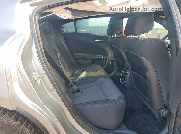 2C3CDXHG3JH125829 2018 DODGE CHARGER Silver Հետևի նստատեղերի տեսք