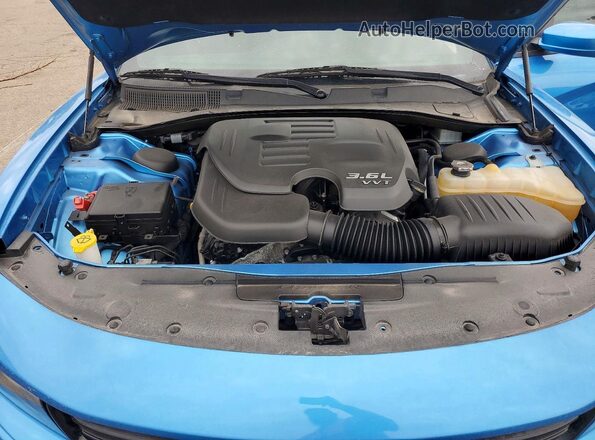2C3CDXHG3JH306414 2018 DODGE CHARGER Синий Вид задней части салона