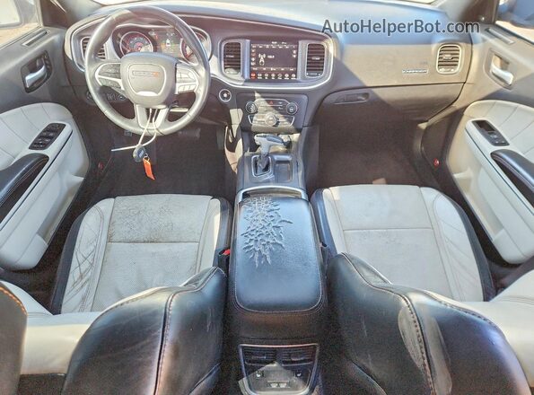 2C3CDXHG4JH119814 2018 DODGE CHARGER White Вид панелі приладів