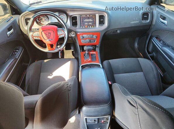 2C3CDXHG4PH591746 2023 DODGE CHARGER Gray Widok deski rozdzielczej