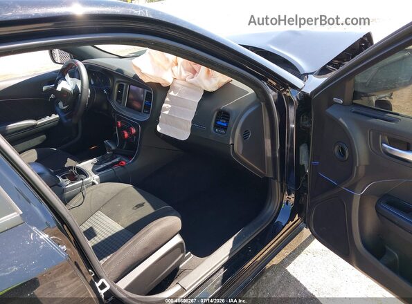 2C3CDXHG4PH611722 2023 DODGE CHARGER Черный Вид салона спереди