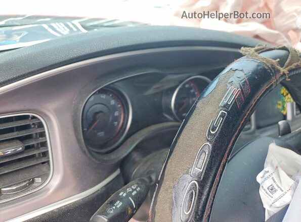2C3CDXHG5KH705763 2019 DODGE CHARGER Red Vista del cuadro de instrumentos