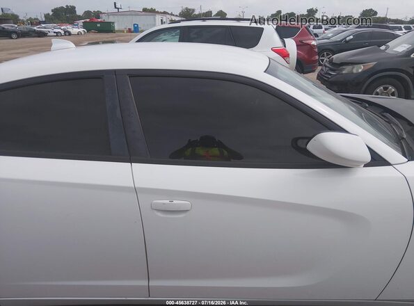 2C3CDXHG7GH285379 2016 DODGE CHARGER White Vista interior trasera