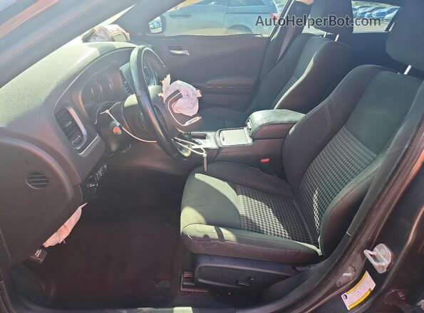 2C3CDXHG7JH210494 2018 DODGE CHARGER Серый Вид салона спереди