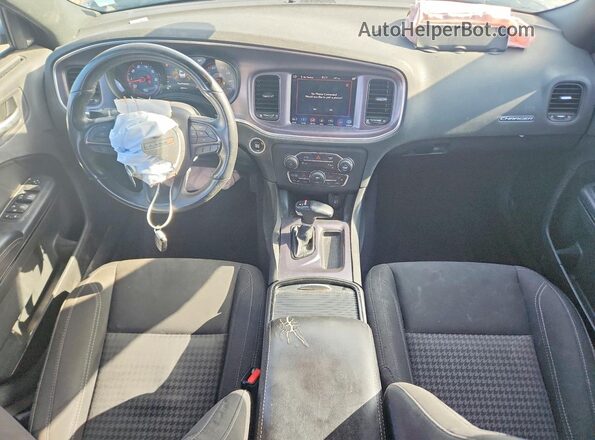 2C3CDXHG7JH210494 2018 DODGE CHARGER Серый Вид панели приборов