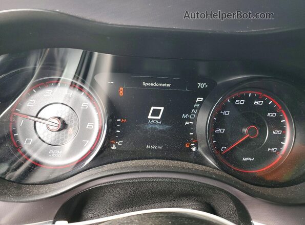 2C3CDXHG7KH737937 2019 DODGE CHARGER Красный Вид щитка приборов