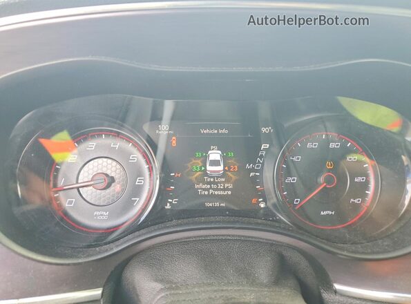 2C3CDXHG9HH585197 2017 DODGE CHARGER Red Հետևի նստատեղերի տեսք