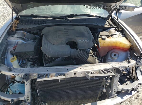 2C3CDXJG0JH189546 2018 DODGE CHARGER Silver Rear interior view