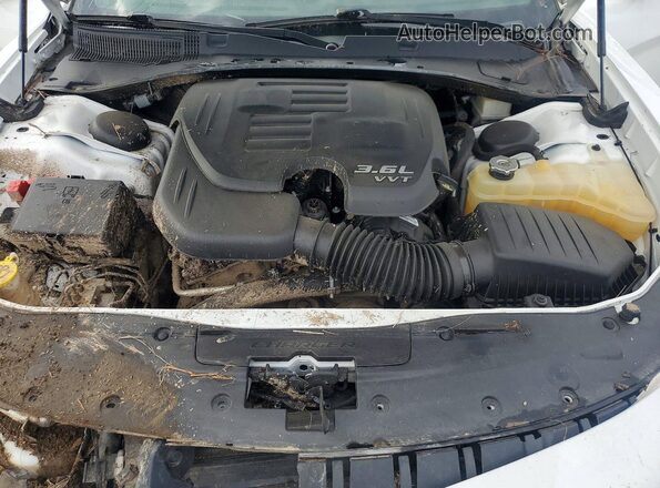 2C3CDXJG2MH683203 2021 DODGE CHARGER White Rear interior view