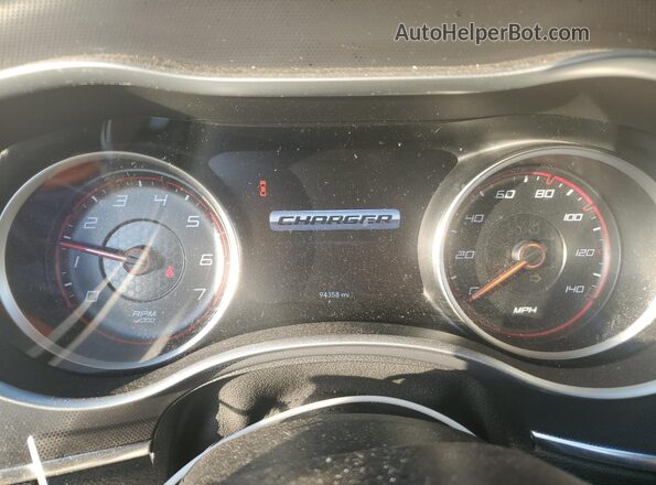 2C3CDXJG5JH316713 2018 DODGE CHARGER Burgundy Vista del cuadro de instrumentos