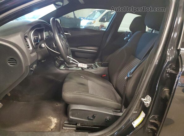 2C3CDXJG9JH235665 2018 DODGE CHARGER Черный Вид салона спереди