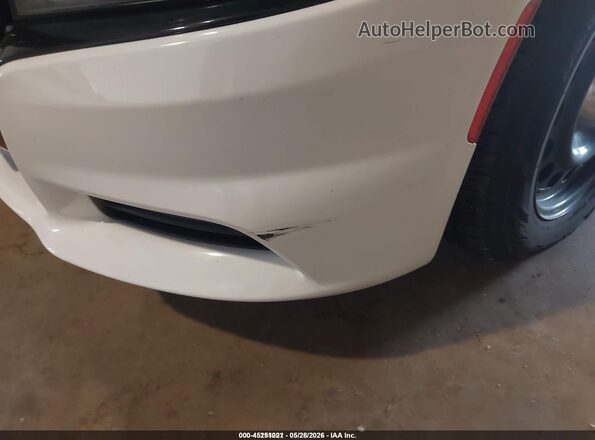2C3CDXKT2KH514629 2019 DODGE CHARGER White Widok z przodu