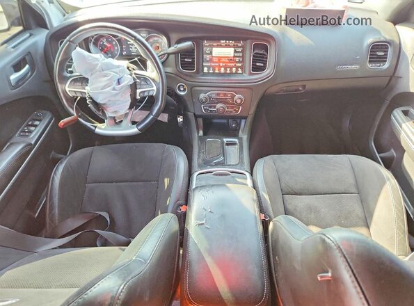 2C3CDXKT8JH304048 2018 DODGE CHARGER White Առջևի վահանակի տեսք