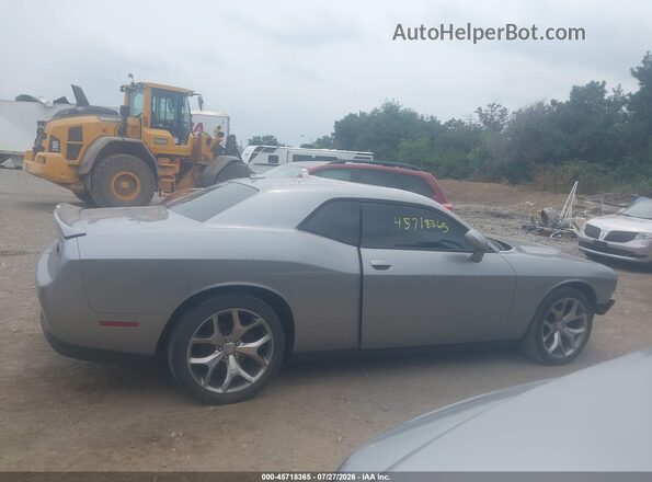 2C3CDZAG0GH138598 2016 DODGE CHALLENGER Silver Вид задньої частини салону
