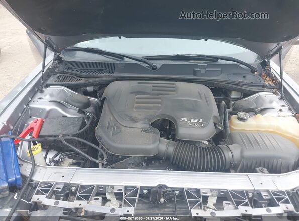 2C3CDZAG0GH138598 2016 DODGE CHALLENGER Silver Вид ззаду