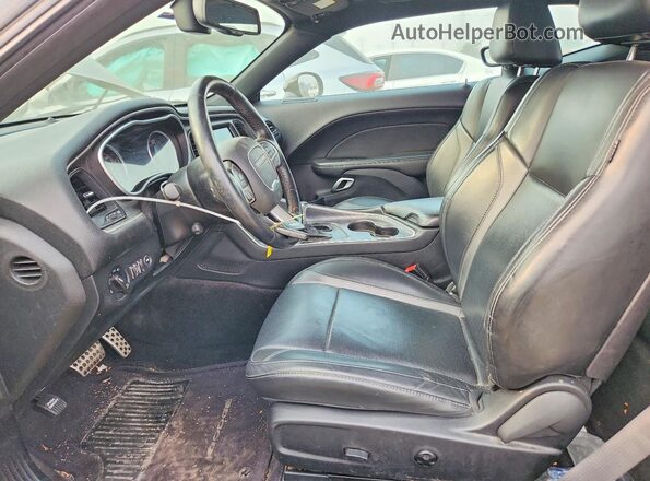 2C3CDZAG0GH332063 2016 DODGE CHALLENGER Black წინა სალონის ხედი