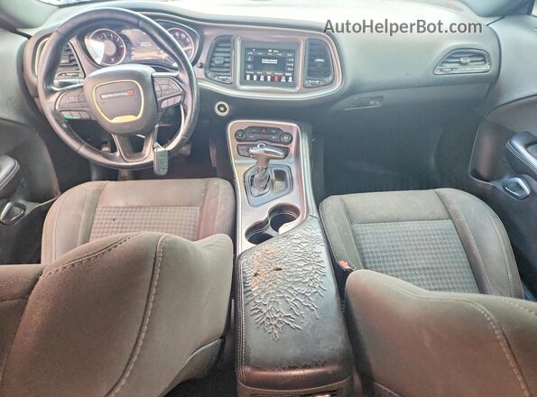 2C3CDZAG0KH675058 2019 DODGE CHALLENGER Gray Vista del salpicadero