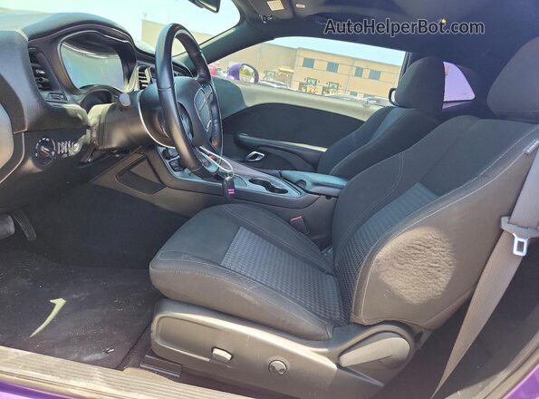 2C3CDZAG0PH652774 2023 DODGE CHALLENGER Purple Front interior view