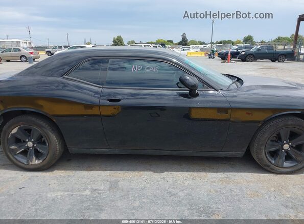 2C3CDZAG1GH184358 2016 DODGE CHALLENGER Black Вид задньої частини салону